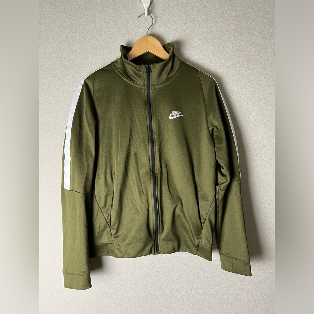 Nike green long sleeves jersey